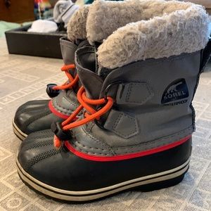Sorel boots GUC condition